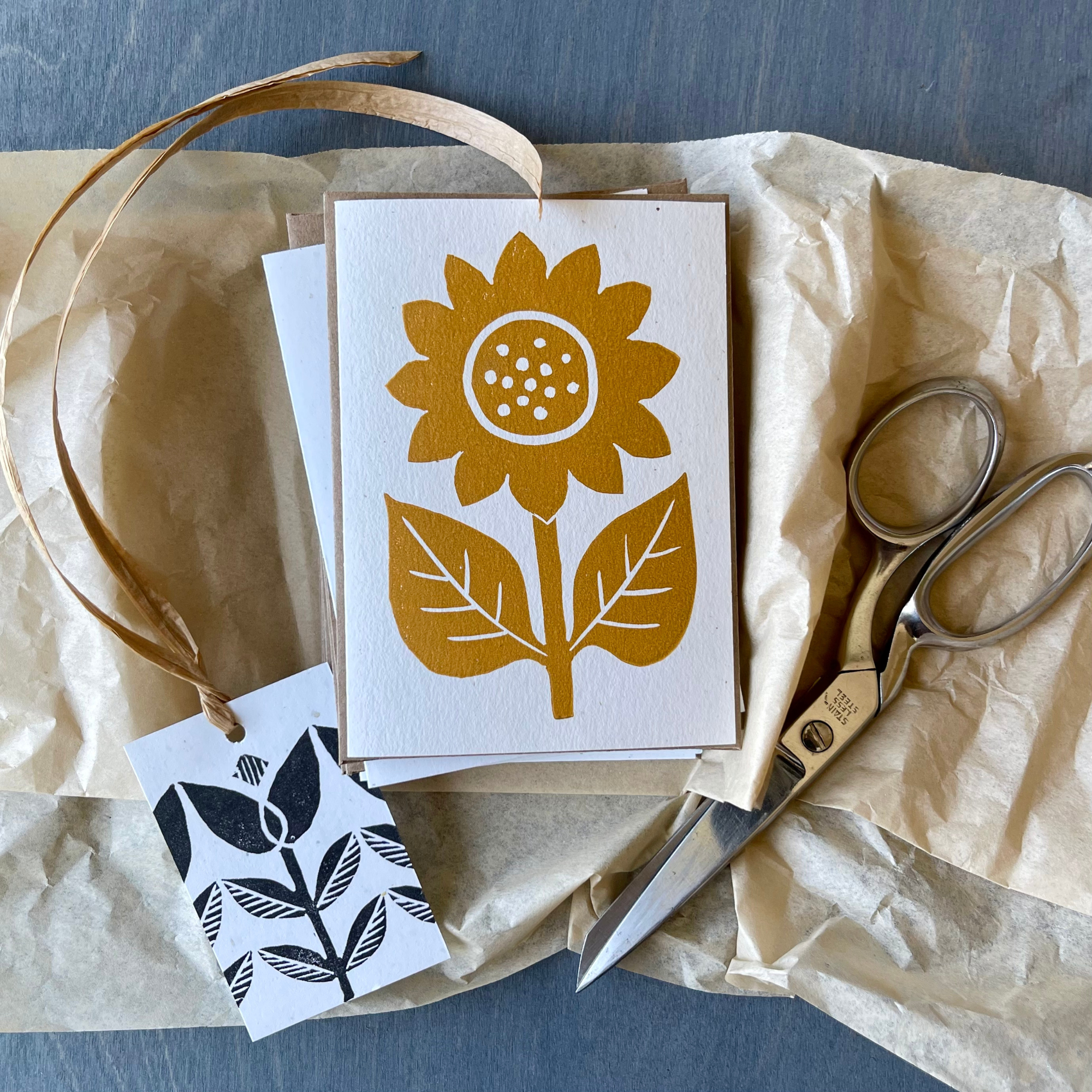 DIY Block-Printed Spring Cards - The Friendly Printmaker